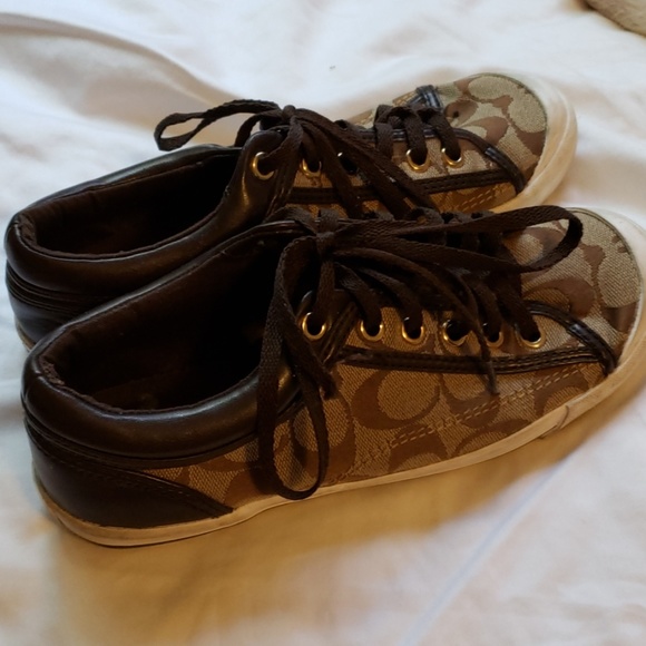 Shoes - Picture 2 of 2